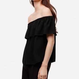 Aritzia Wilfred Promener off the shoulder blouse in black size small